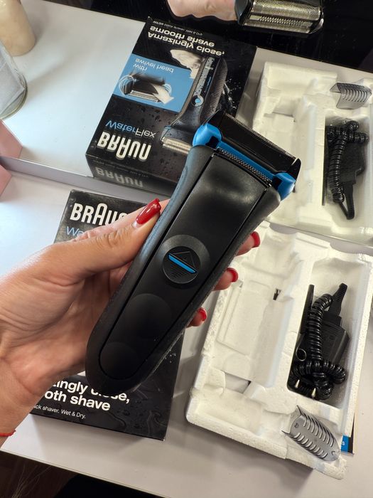 Електробритва BRAUN WF2s