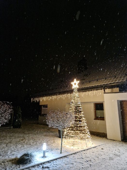 Duża Metalowa Choinka Ogrodowa LED + Gwiazda Solidna, Spawana, Stylowa