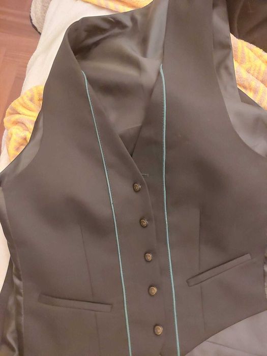 Traje Académico Homem Completo Usado - Universidade de Aveiro