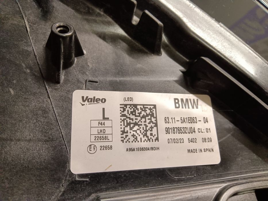 Ótica Esquerda BMW Série 2 Full Led  F44