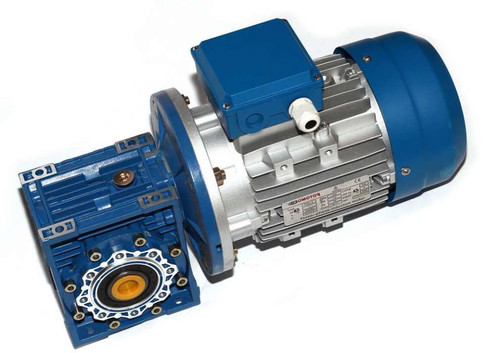 Редуктор червячний, мотор-редуктор.