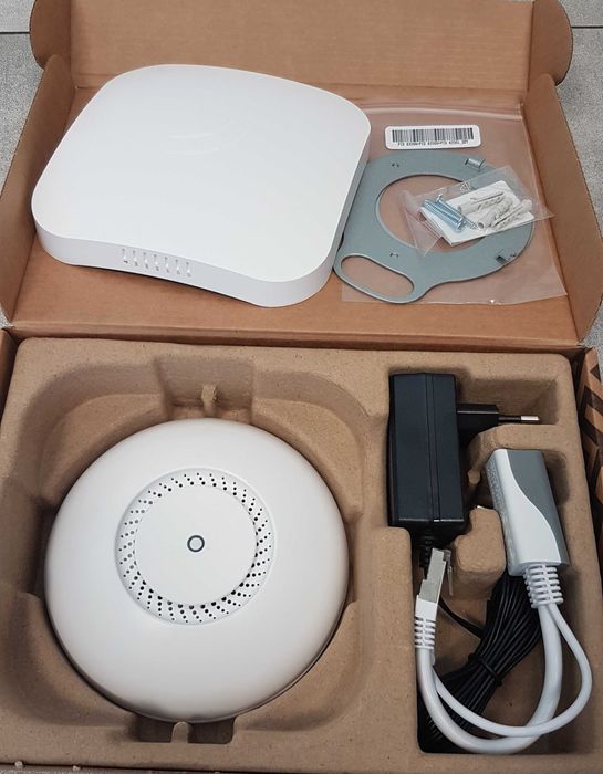 Access Point WiFi Mikrotik RBcAPGi-5acD2nD