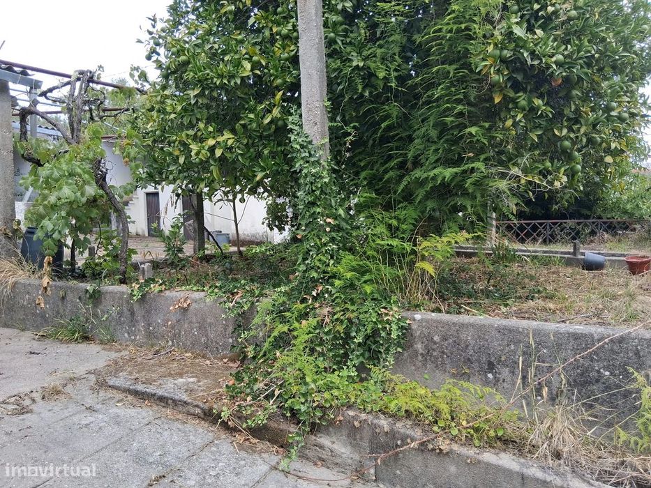 Moradia com Garagem e Terreno | Palheira – Assafarge, Coimbra