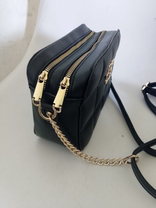 Czarna torebka listonoszka Lulu Castagnette