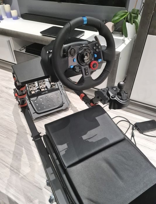 Zestaw do simracingu (fotel + kierownica) - jak nowy - kilka razy użyty
