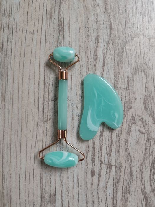 Roller do masażu z Gua Sha