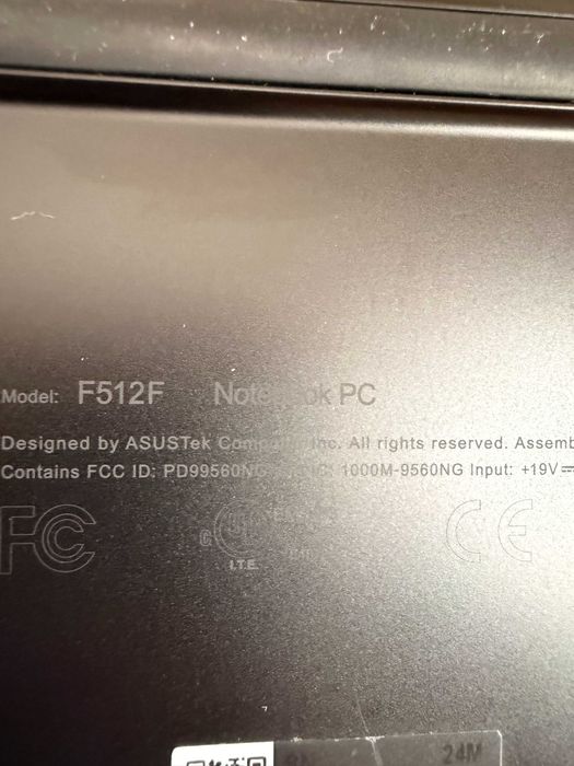 Asus VivoBook F512F 15.6"FHD|i5-8250U|20Gb Ram|Ssd 512Gb|GeForce MX110