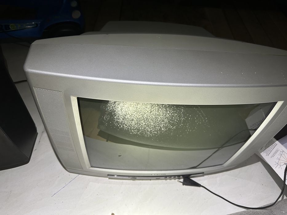 Телевізор для дачі