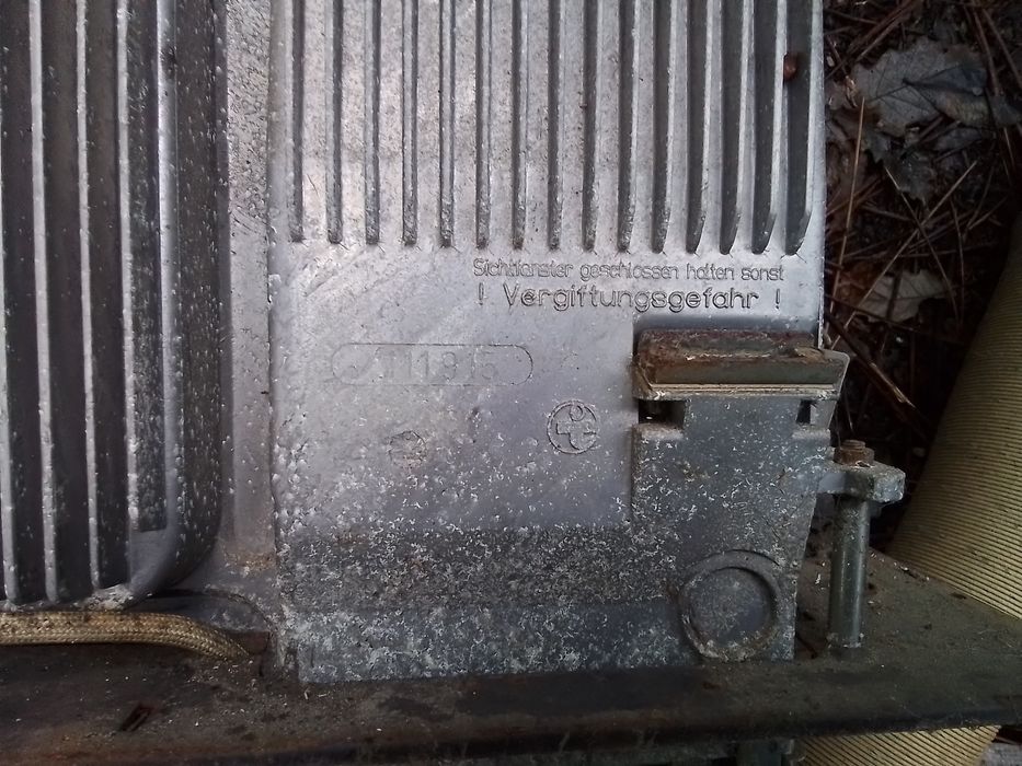 Aquecedor a gás para uma caravana.