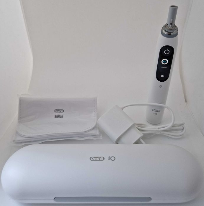 Szczoteczka elektryczna Oral-B iO Series 9 biała