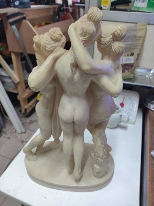 Escultura As Três Graças em Grafinite  Vintage Antiga