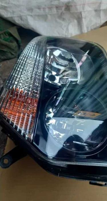 Фара ліва Renault Duster 10-15 рік