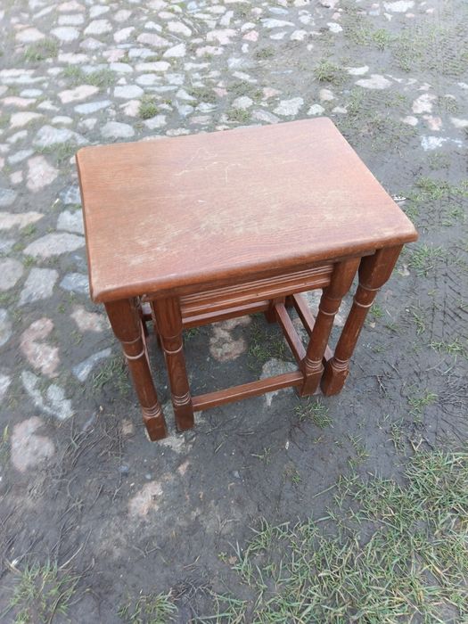 Stoliki komplet jak na zdjęciach