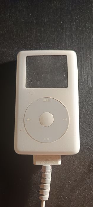 Продам Apple IPod Classic 40gb