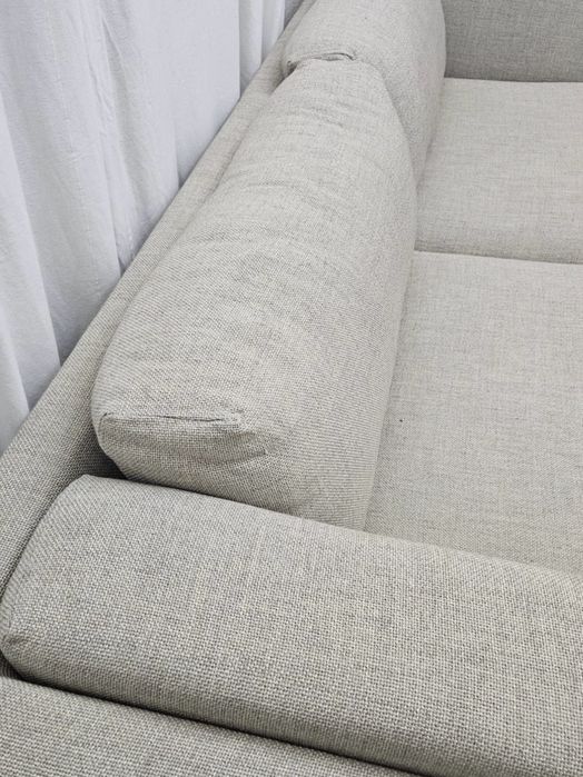 IKEA NOCKEBY 2-4 lugares – Versão Premium (Pés Cromados)