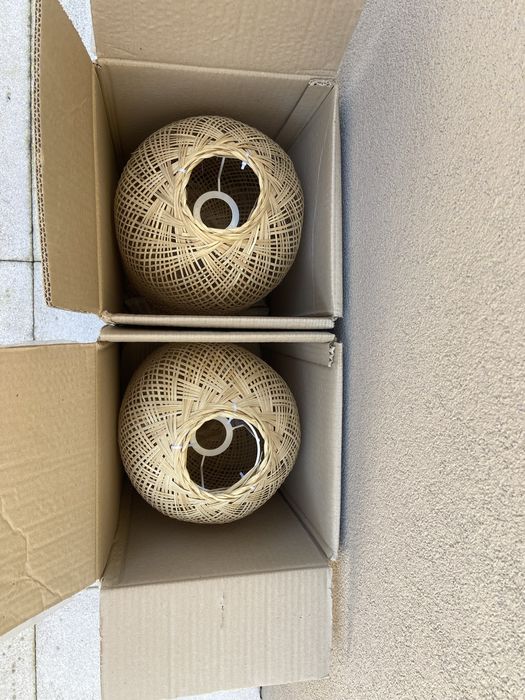 Abajur de tecto em bambu