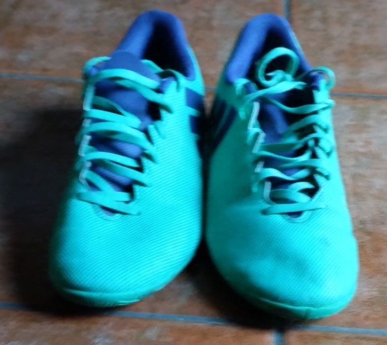 Sapatilhas Adidas em Bom Estado 16+