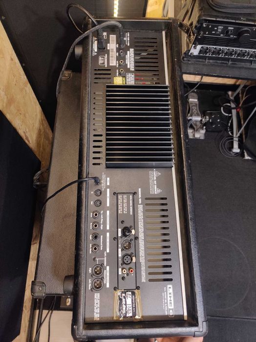 Material de Estúdio ( Tascam, Line6 )
