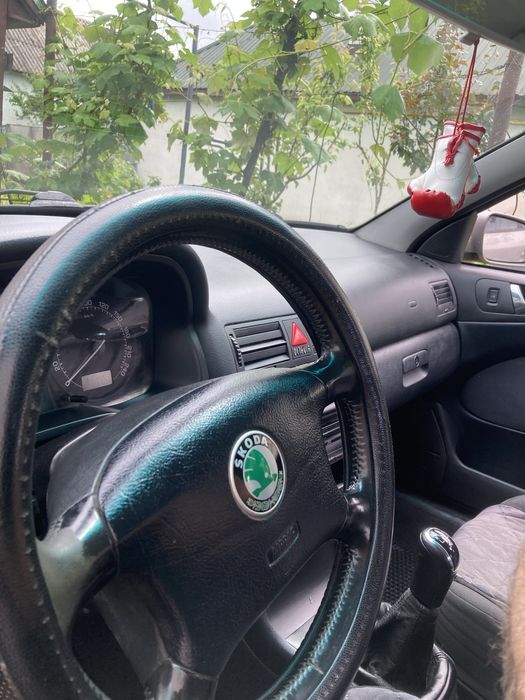 Skoda Octavia 2006 VIN TMBDS41UX78852520 фото оголошення 9 з 10