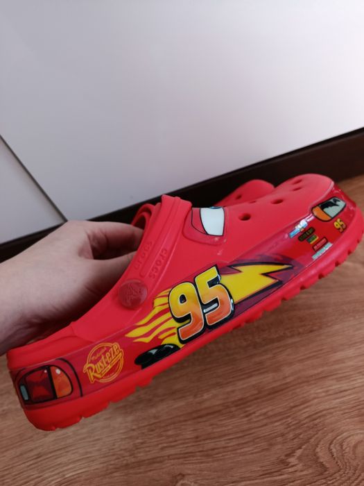 Buty McQueen czerwone crocs