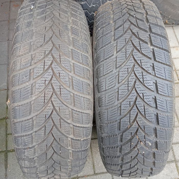 Mam do sprzedania opony do terenowi.