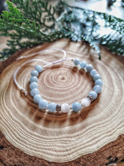 Pulseiras de cristais e pedras naturais