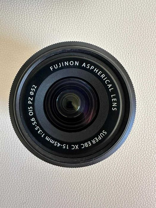 Fujifilm X-T200 + Fujinon XC 15-45mm