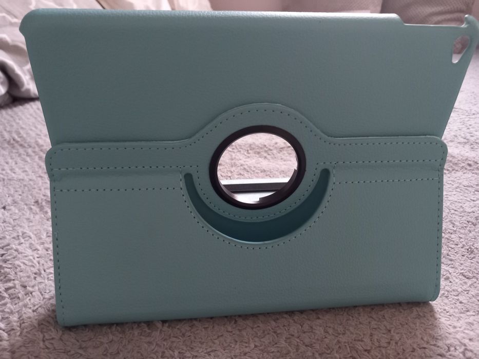 Pięknie nowe etui do tabletu