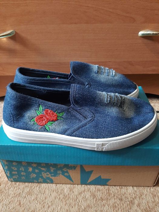 продам: мокасины джинсовые