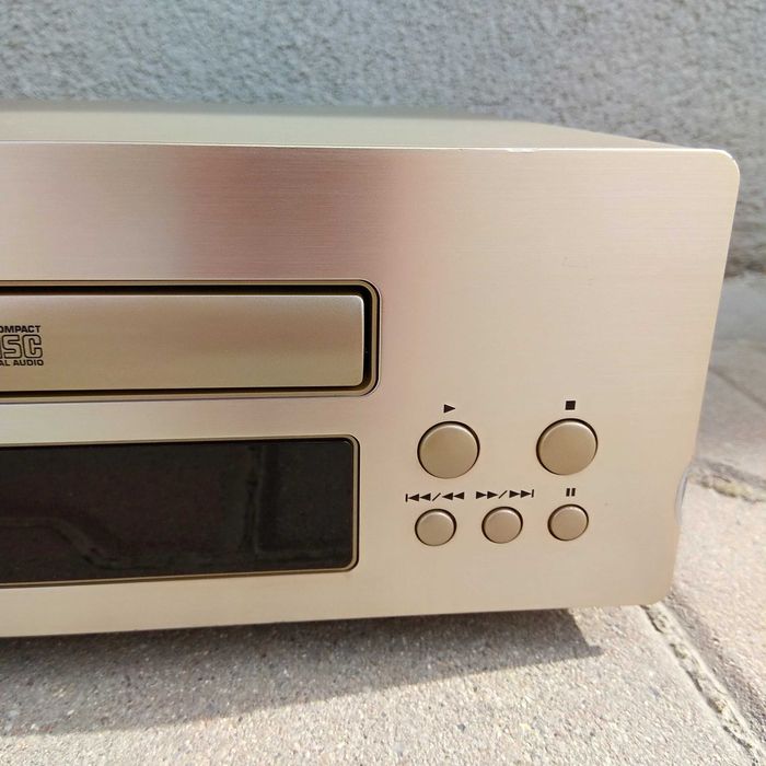 DENON ucd-f07 odtwarzacz cd złoty szampański - sprawny