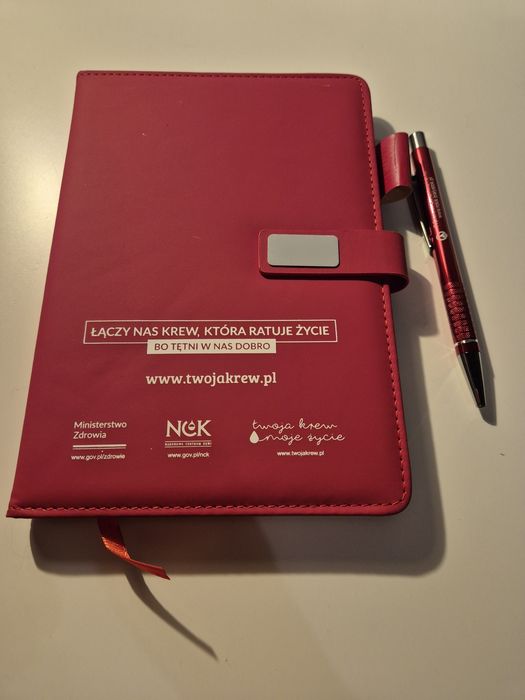 Notes w kratkę z długopisem RCKiK  nowy