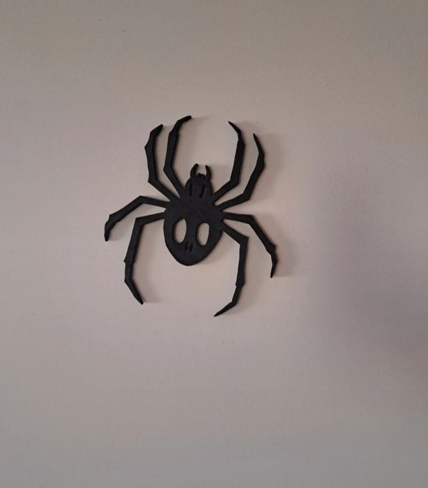 Logo ozdoba dekoracja pająk gugu