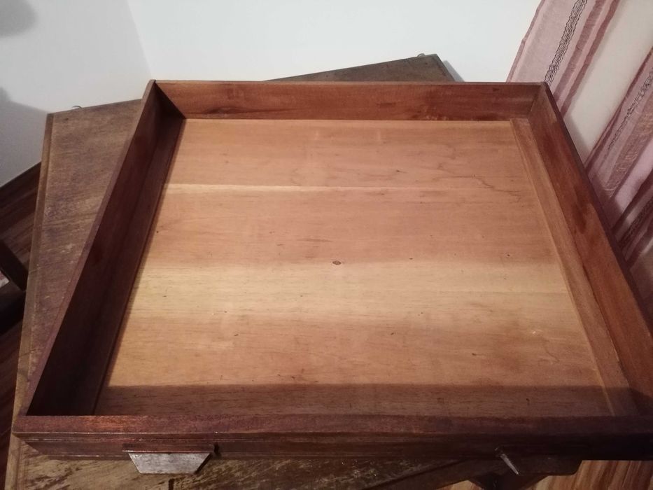 Vendo mesa antiga