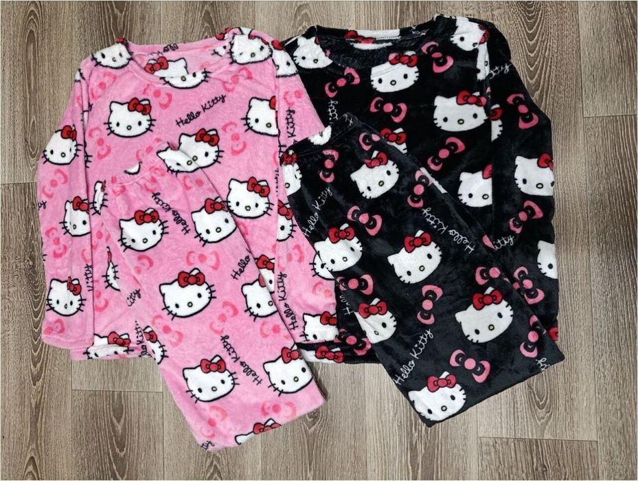 Піжама плюшева Hello kitty,рожева,чорна, біла