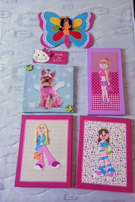 Quadros com moldura e quadros efectuados a mão  muito lindos , novos