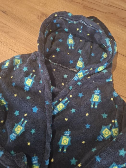 Szlafrok chłopięcy 134/140 polarkowy ciepły zimowy na zimę