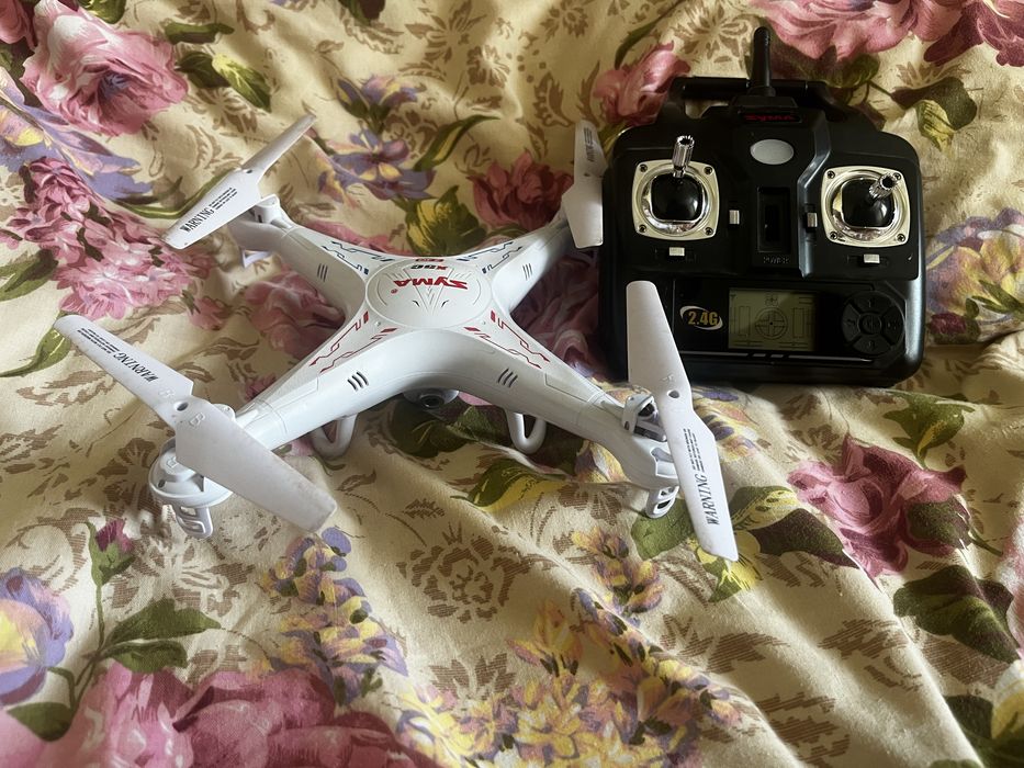 Квадрокоптер Syma X5C| идеальное состояние