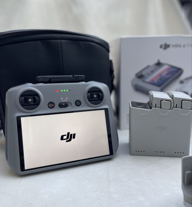 Drone dji mini 4 pro fly more combo64564126823043122