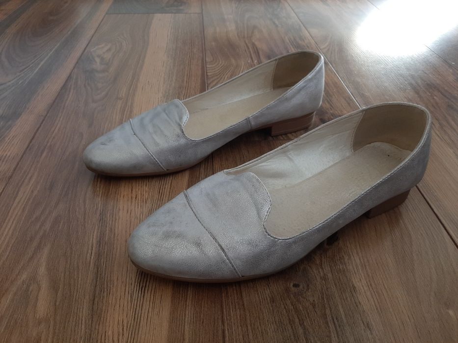 Buty ze skóry, rozm. 39