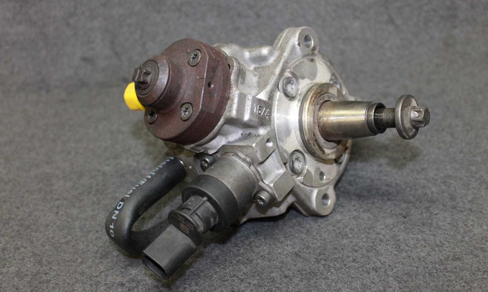 BMW E87 E88 E90 E91 118D 318D 1.8D N47D20C Pompa wtryskowa paliwa CP4