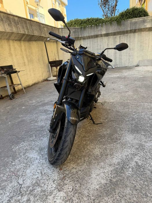 MT-03 | 2021 | 9800 KMs