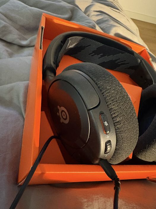 Auscultadores Arctis Nova 1 - Black