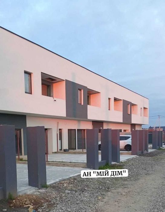 Продаюється сучасний таунхаус з гаражем, 150м.кв.