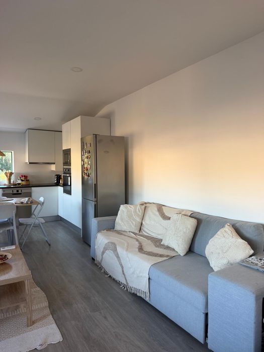 Apartamento T1 mobilado Arcozelo