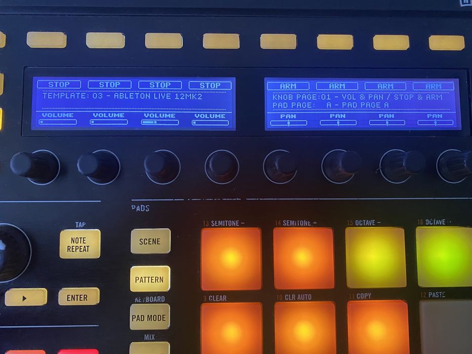 NI Maschine mk2 грувбокс