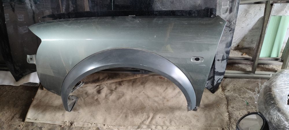 Крило ліве Audi A6C5 Allroad