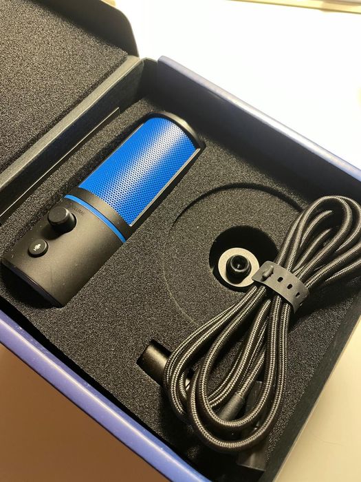 Microfone Razer Seiren X – NOVO – Condensador para Streaming (PS4/PC)