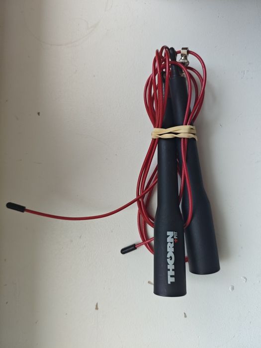 Skakanka Thorn+Fit Speed Rope red