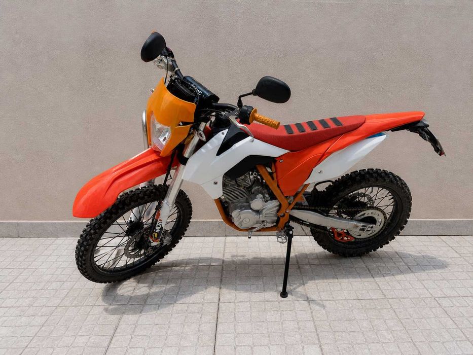 Moto Enduro Atomic XR 250cc COMO NOVA menos de 15h uso, Oportunidade Real