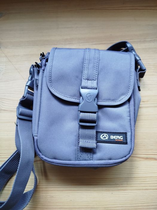 Bolsa tira colo cinzenta, Berg